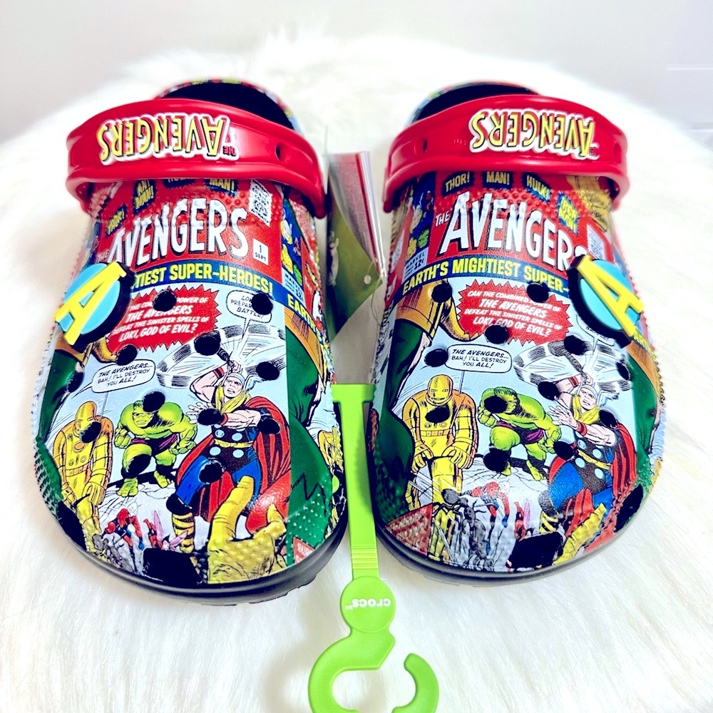 NEW Disney Marvel Avengers Adult Crocs - Size 8 Women / 6 Men